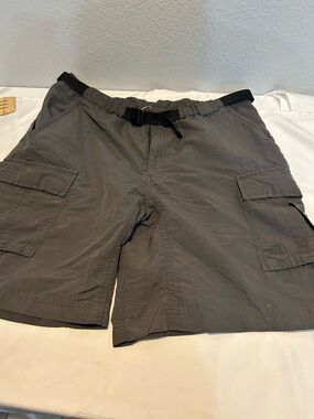 The North Face Men’s Gray Hiking Cargo Shorts xl